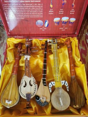 做了40年乐器的维吾尔族"守艺人"有什么故事